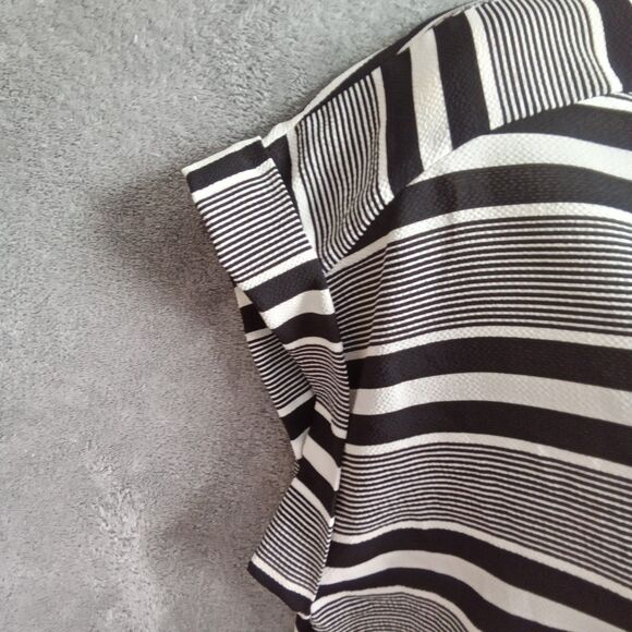 Calvin Klein Women Medium Black And White Striped Short Sleeve Pullover Zip... - Picture 4 of 8